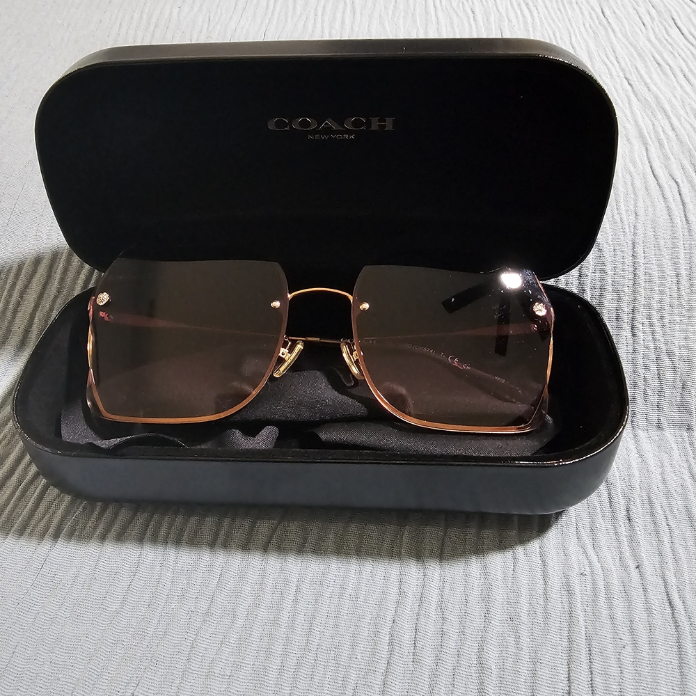 Coach Women's Sunglasses in Gold and Purple